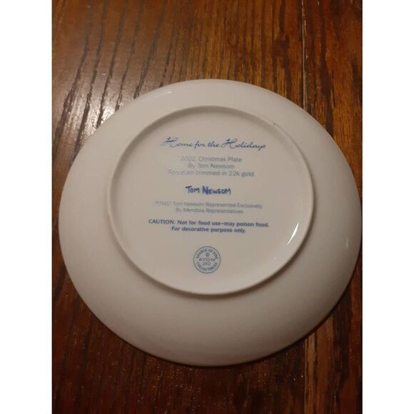 Vintage 2002 Avon Christmas Collectible Holiday Collector Decorative Plate Gold - Picture 3 of 3